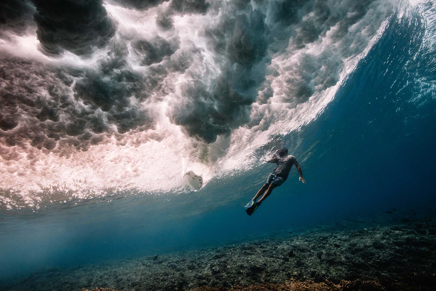 Surf underwater waves Ocean fine art ocean art Advertising  Advertising Photography Behance