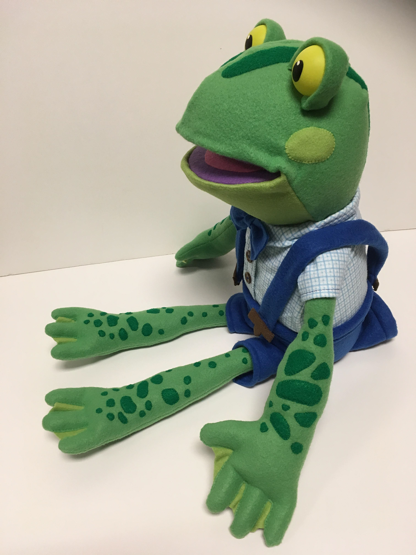  fiber art frog frog puppet puppet puppet commission puppeteer puppetmaking