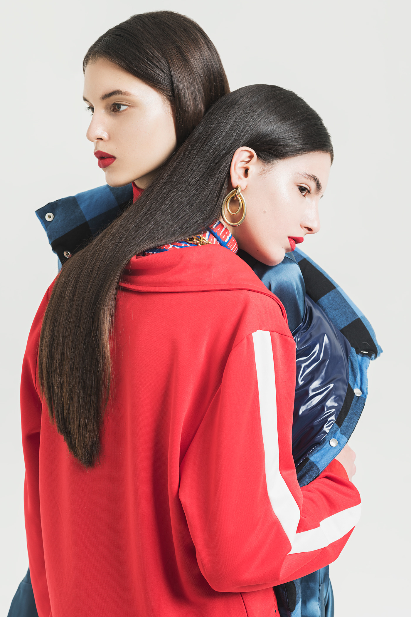 Fashion  fashionphotography colors Flowers editorial retouching  moda Twins makeup portrait