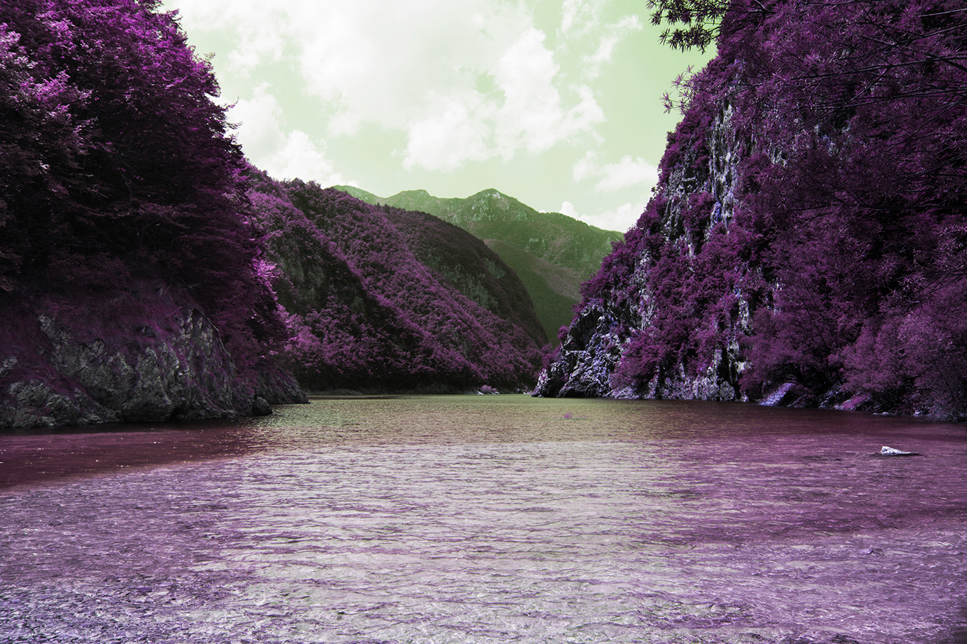 infrared Canon Photography  water dam photographer Photo Manipulation  Editing  color Nature