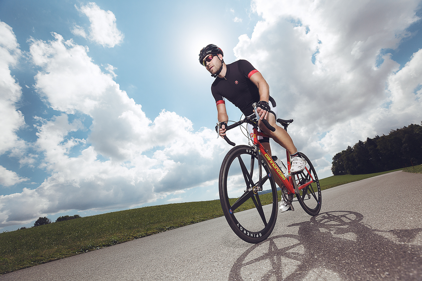 Cycling Switzerland lifestyle Bike sport Advertising  Suisse publicité energy