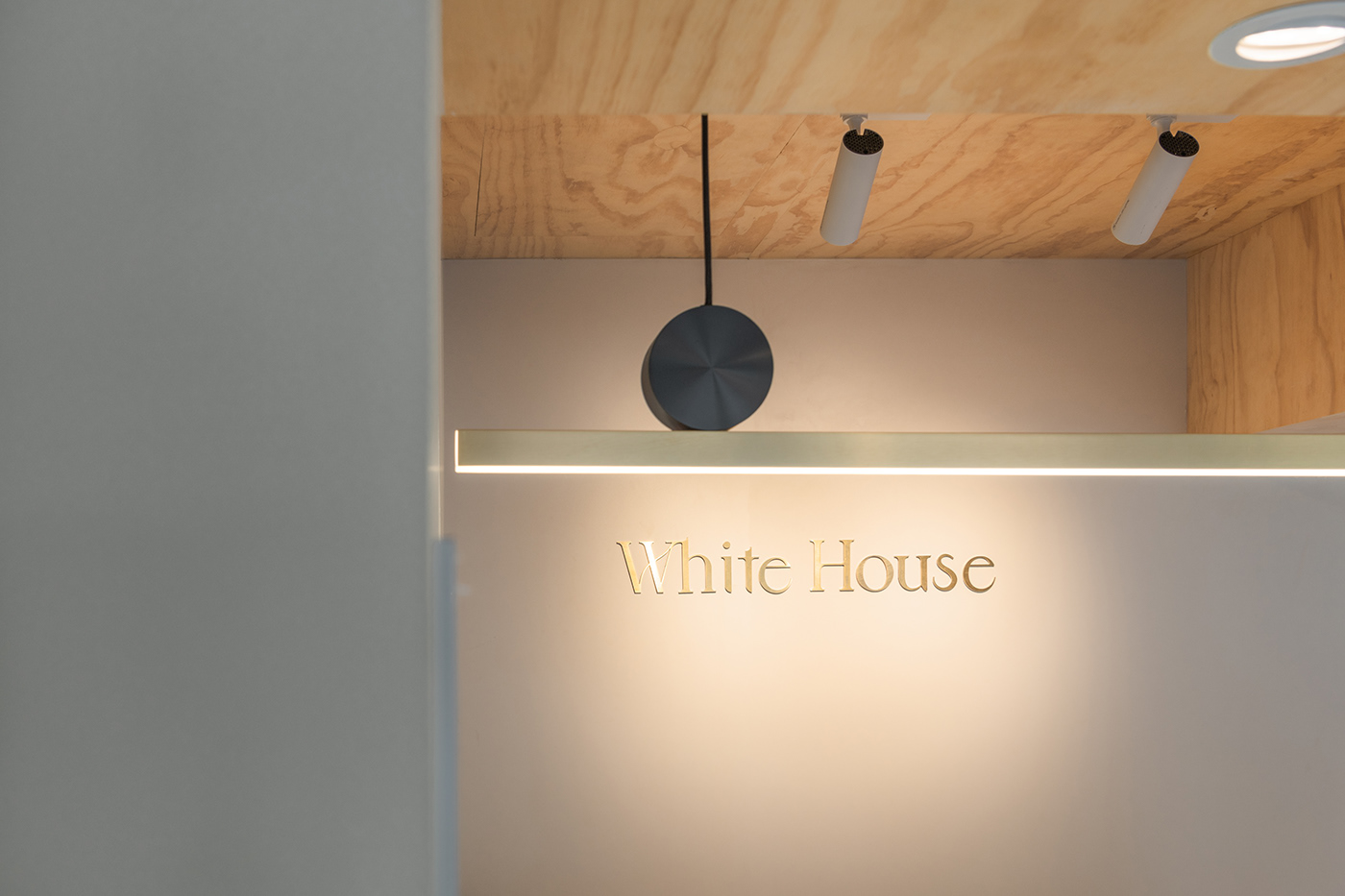 CIS design googoods Interior rebranding whitehouse 品牌設計 生活起物 白宮婚紗 空間設計