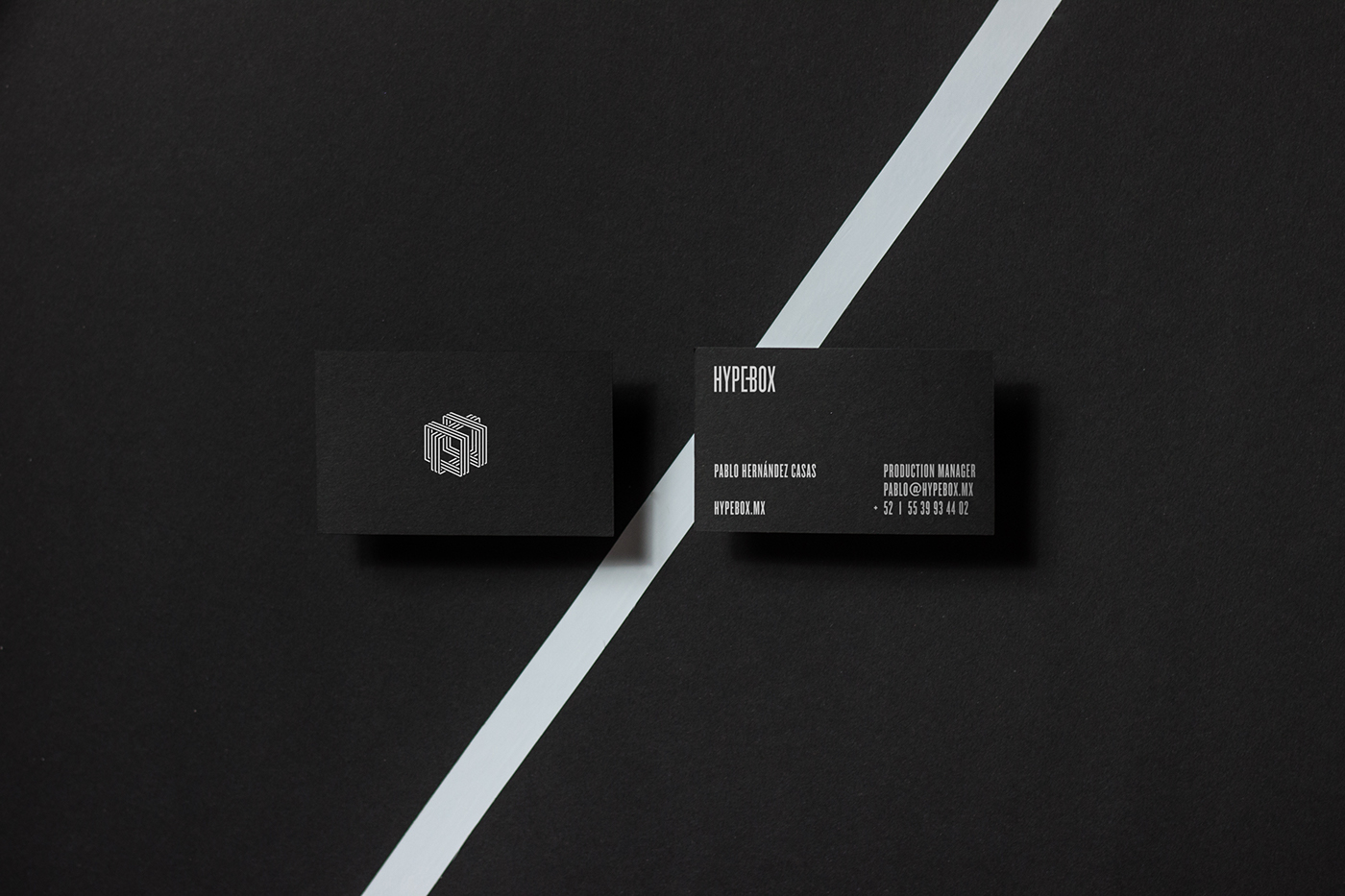 Icon logo brand stationary businesscards bw Black&white hypebox alessiasistori minimal