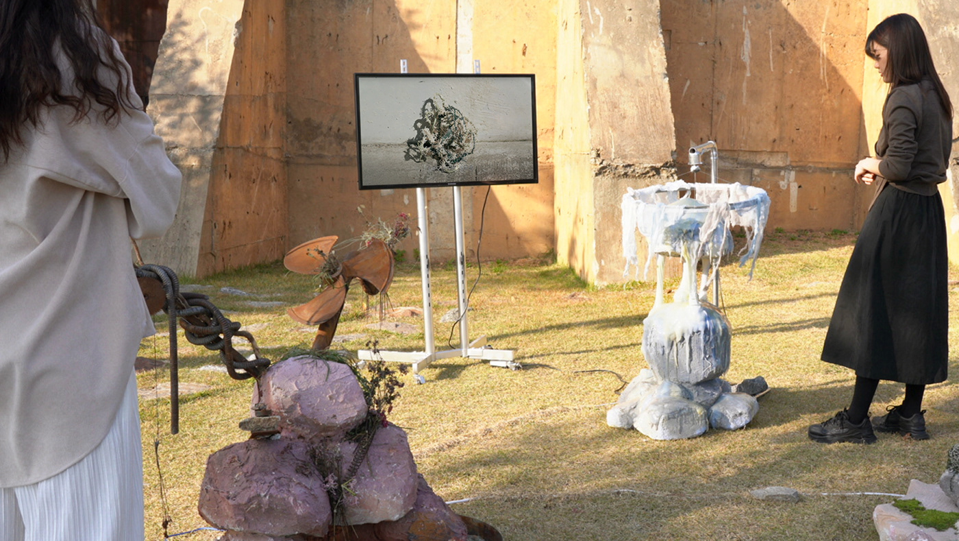 artfilm Exhibition  installation interaction interactive art kinect installation stone pagoda weak weak forces 우리는 우리를