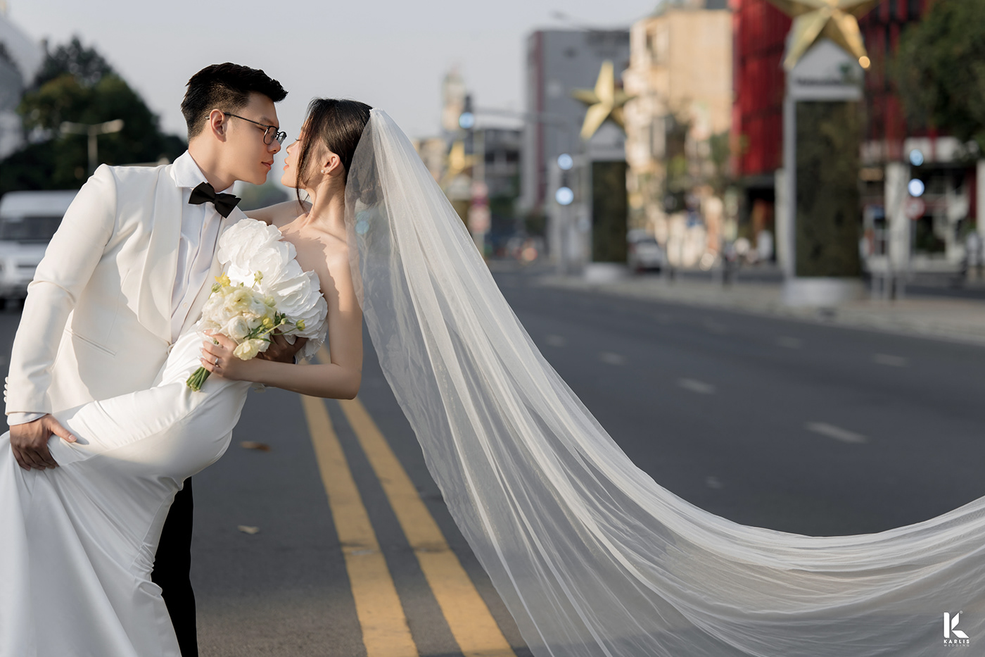 WEDDING DRESS bride groom Wedding Photography Love heart stylist Fashion  weddingstyling weddingstylist