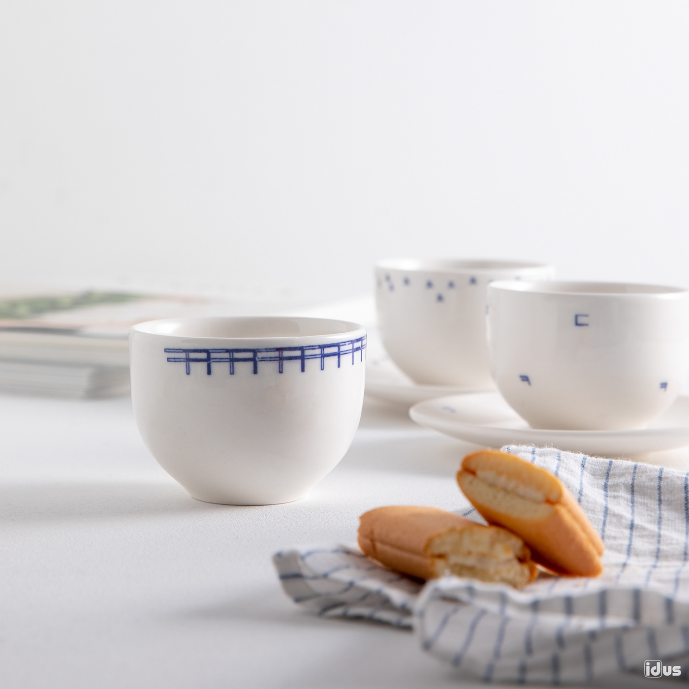 living brand Pottery ceramic tableware KITCHENWARE design Hangeul