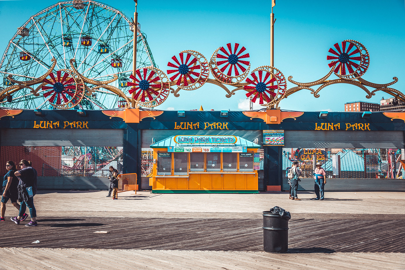 New York new york city coney island usa america Sun afternoon Shops architecture colorful digital photography  lightroom adobe