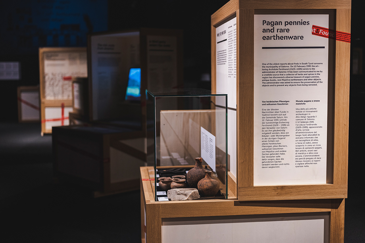 Ötzi  Iceman Exhibition Design  museum Exhibition  Formbar graphic design  wood