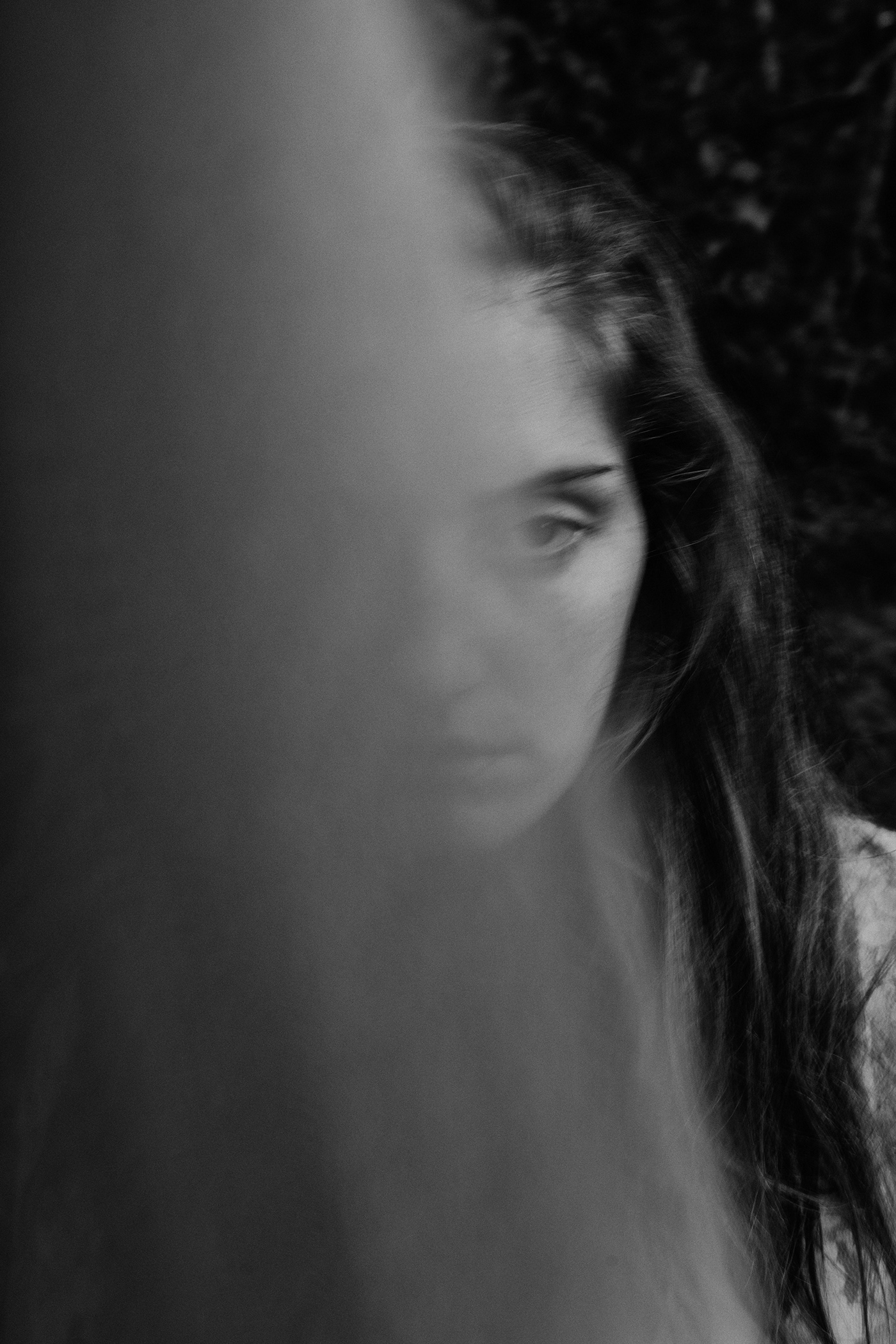 black and white Photography  photographer photoshoot portrait model woman creepy horror dark
