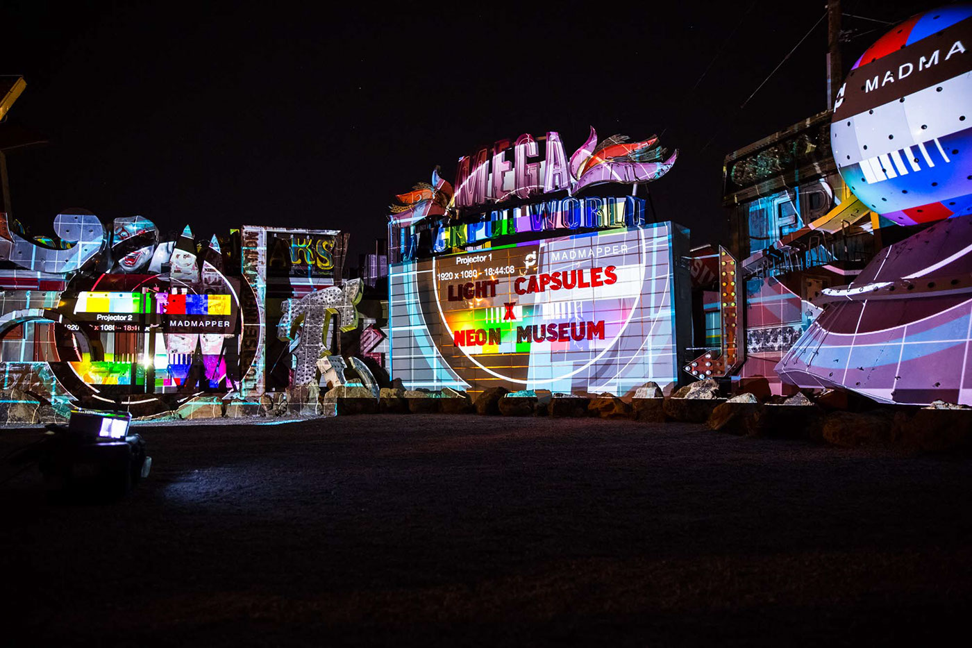 projection mapping Signage neon Creative residency