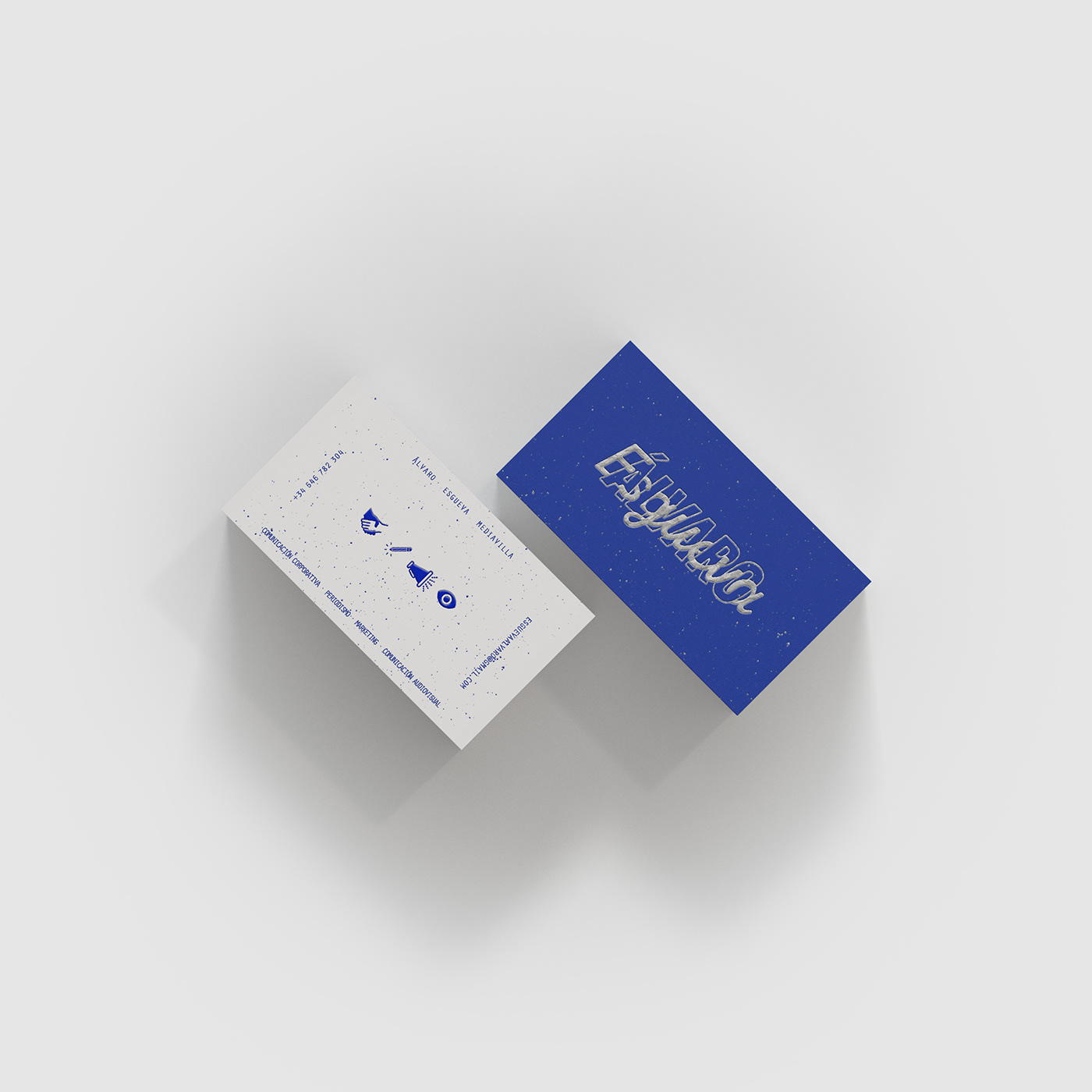 bussiness card comunicación design diseño elegante Journalist maquetación periodista plata Tarjetas