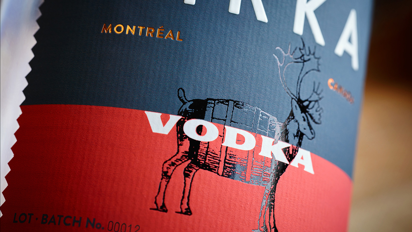 cirka alcool cirka distilleries distilleries Vodka package Pack Label bottle gin Caribou barrel alambic branding  brand