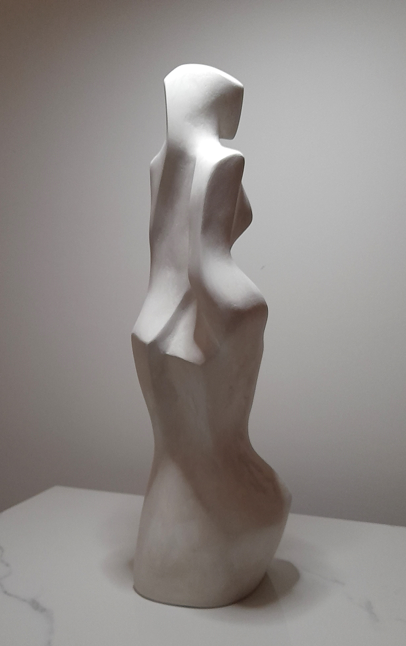 abstract concrete sculpture escultura clark camilleri female figurative standing cubist cubism