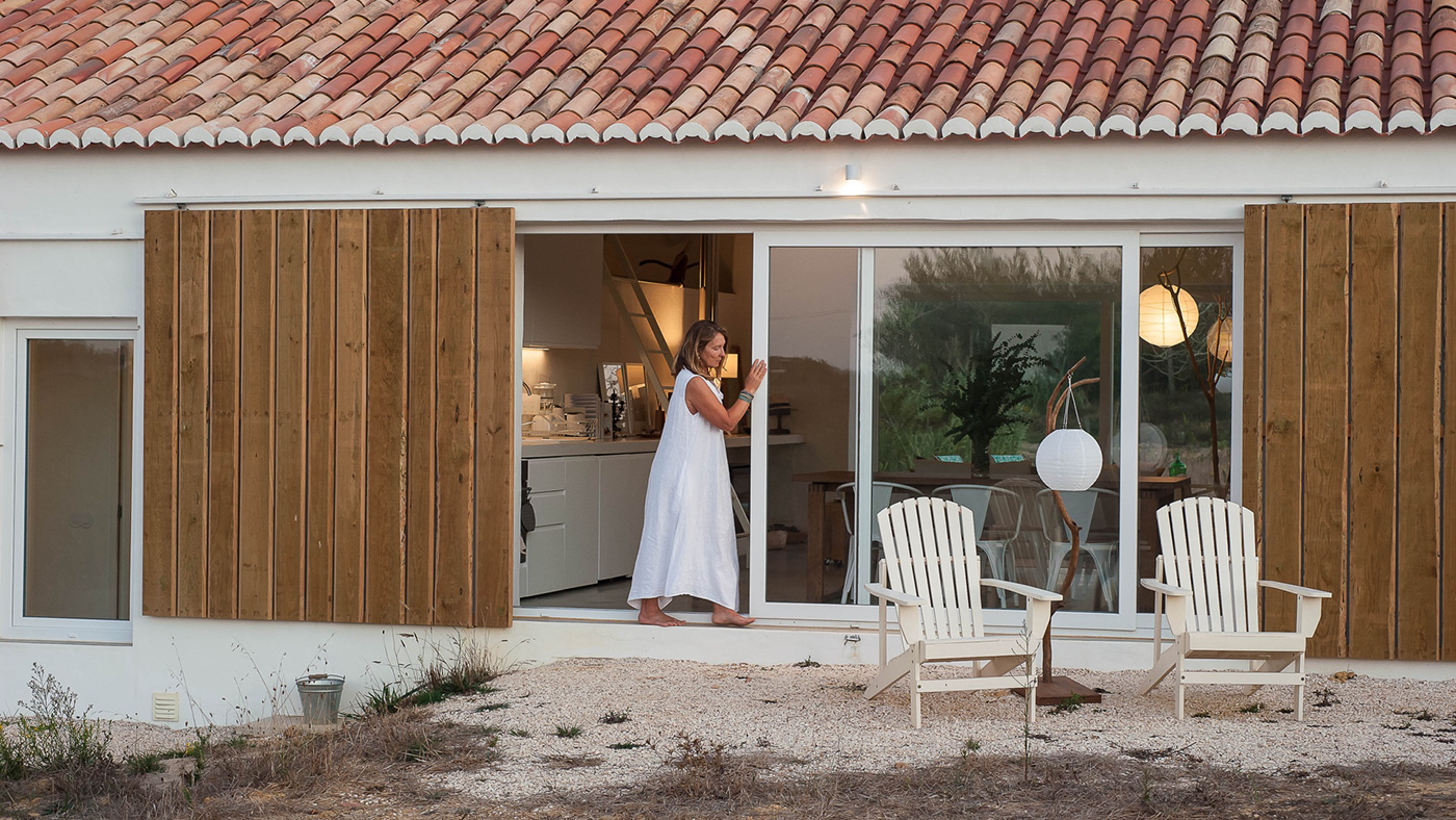 logo branding hotel bed and breakfast accomodation design Website Booking Portugal costa vicentina