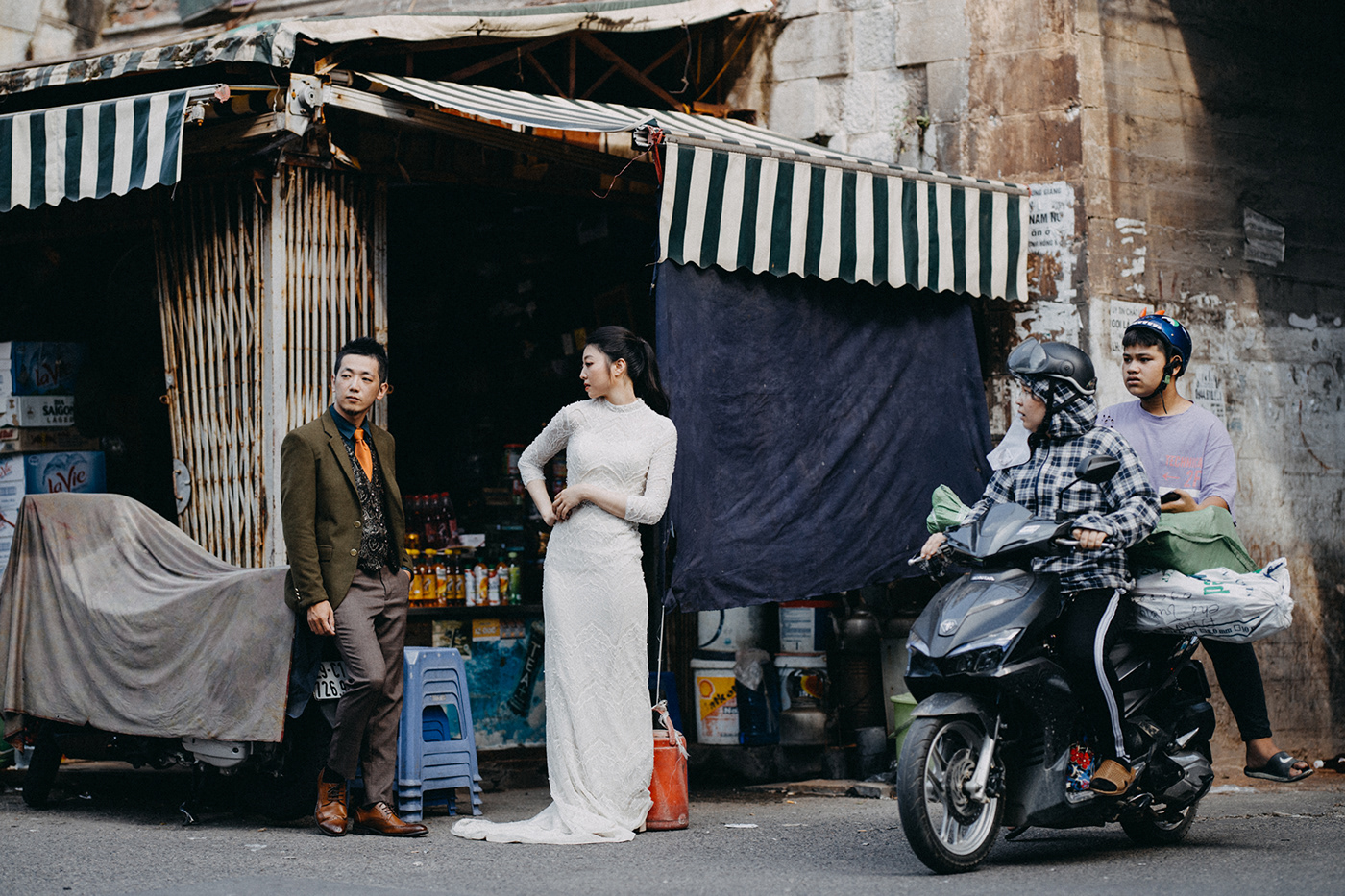 hanoi vietnam wedding prewedding Sonya7iii taotzuchang Travel streetphotography urbanphotography engagement