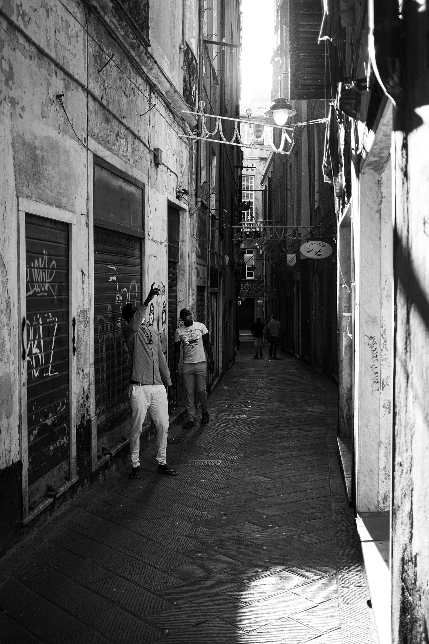 corona COVid genova Italy journalism   lockdown Phase 2 Photography  Street