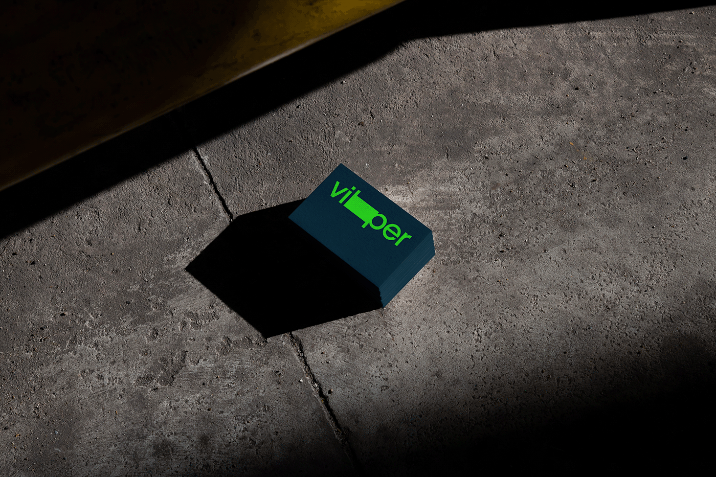 business card green