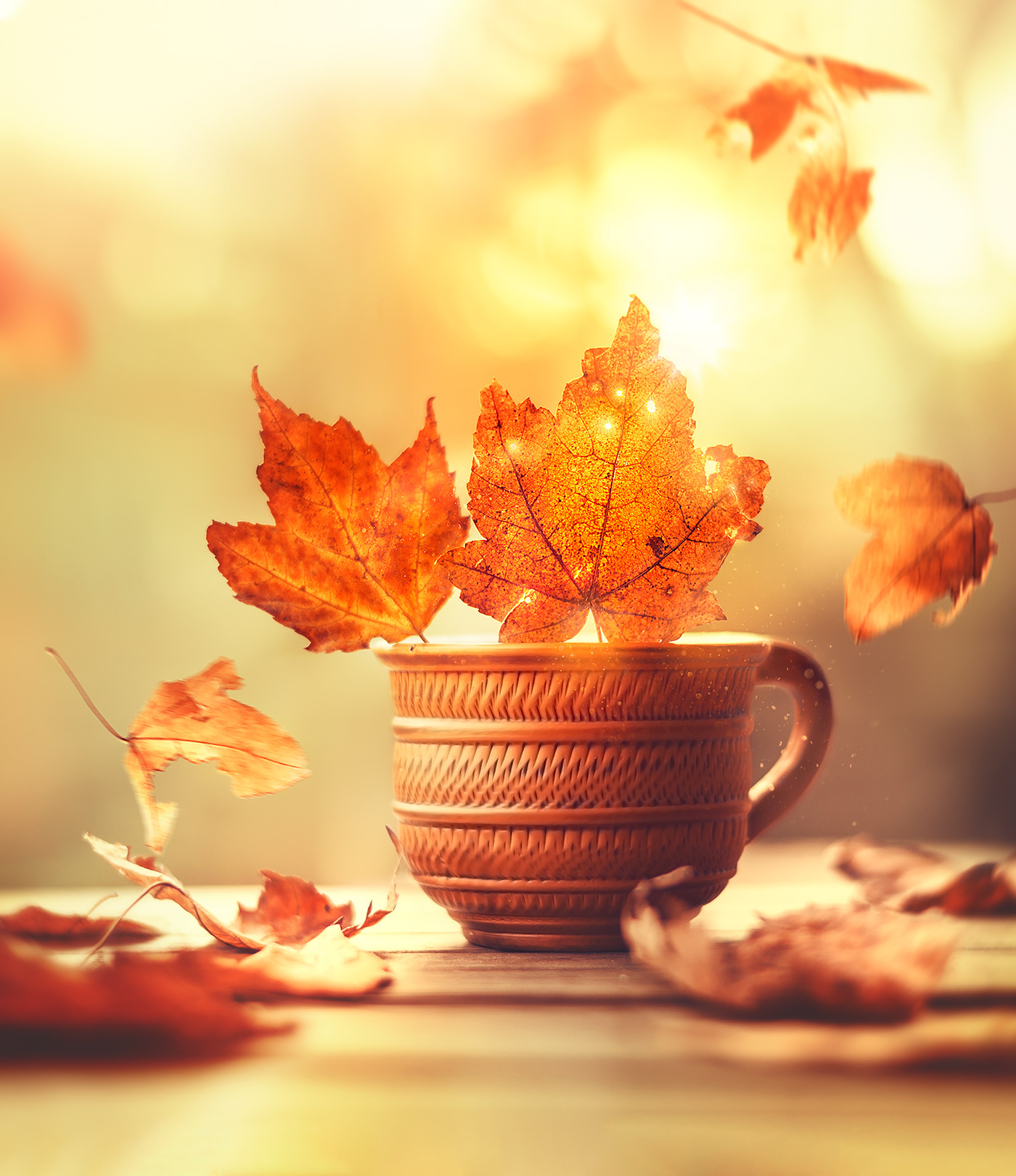 Осенние картинки с добрым. Утро осень. С добрым утром осенним с пожеланиями. С добрым осенним утром. Открытки доброе утро осенние.