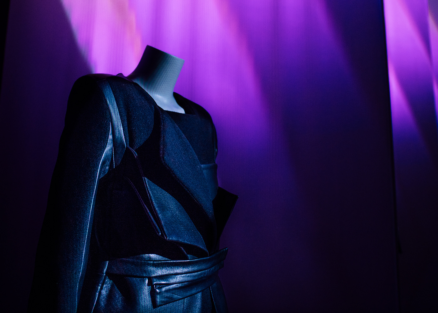 projection projection mapping Fashion  Clothing museum Exhibition  installation