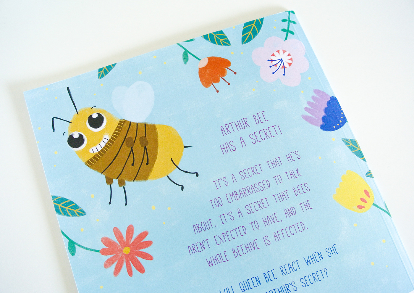 children's book editorial literature Character bee digital Nature laboratory honey queen