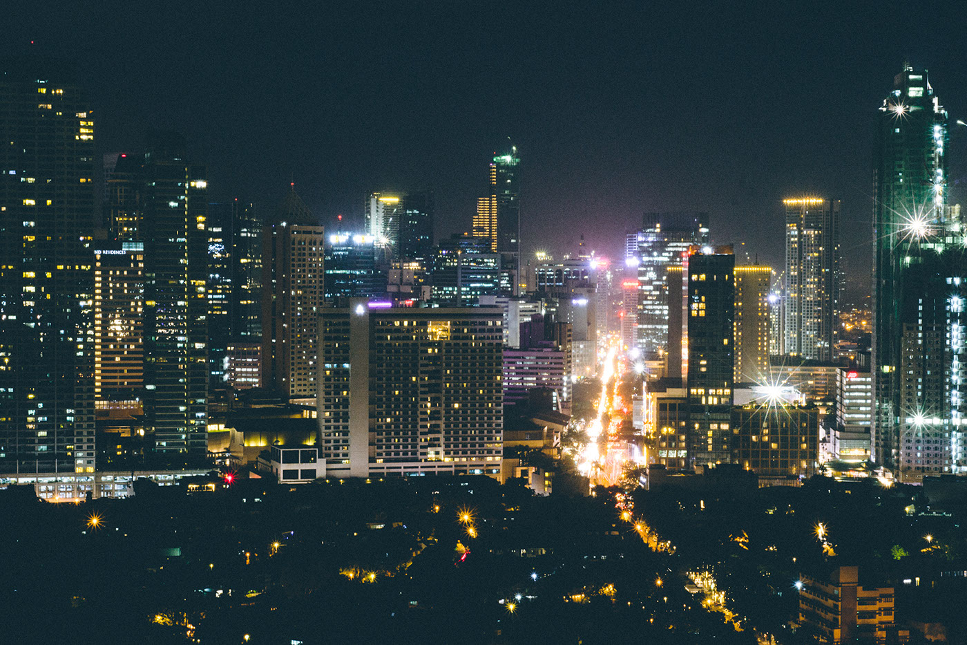 lights city night long exposure makati philippines