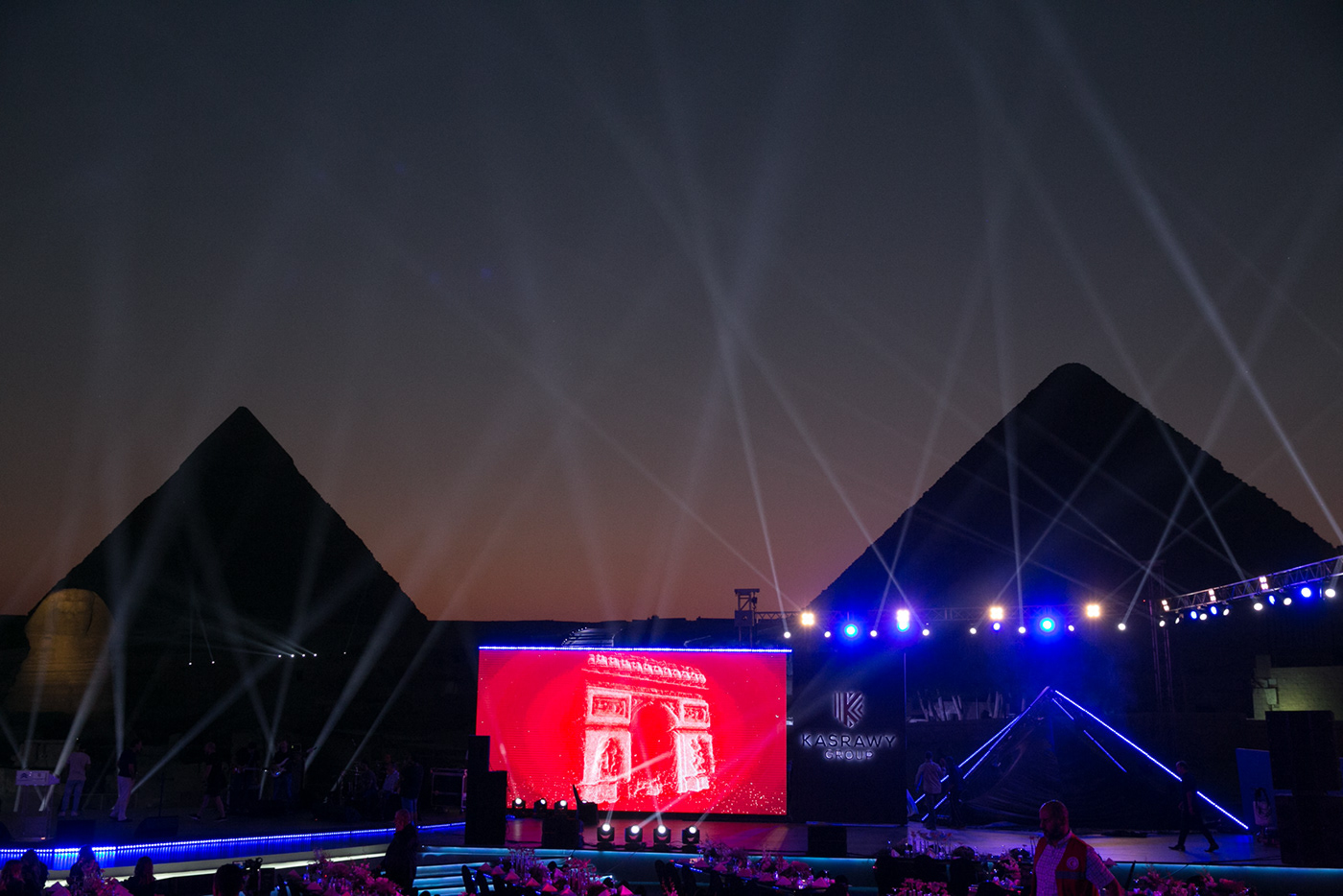 Event citroen pyramids automotive   creative branding  egypt design stagedesign france