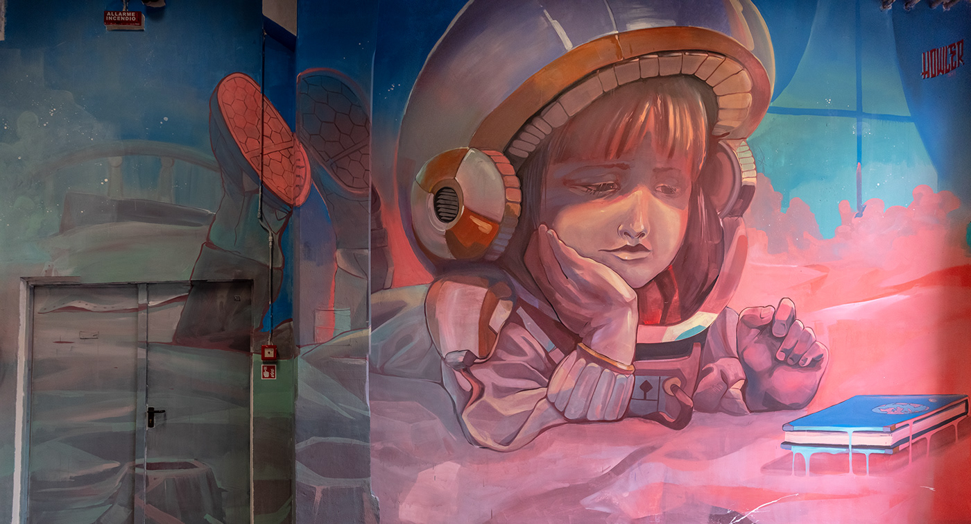 Mural Editing  streetart moon astronaut girl painting   inspire Graffiti video
