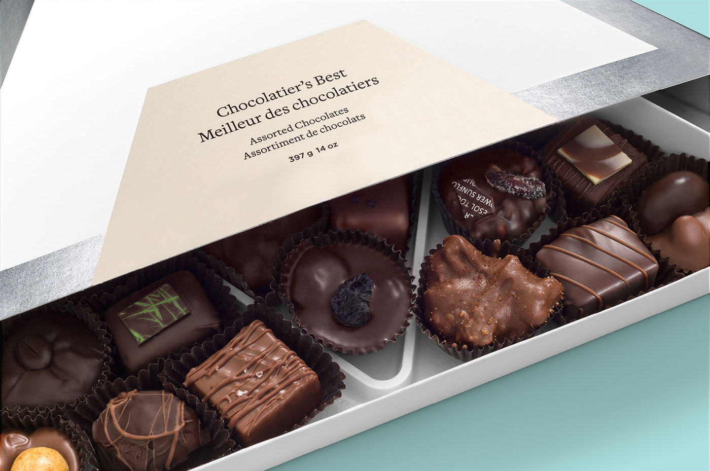 chocolate chocolate bar Packaging branding  franchise luxury premium rocky mountain chocolate Retail store design