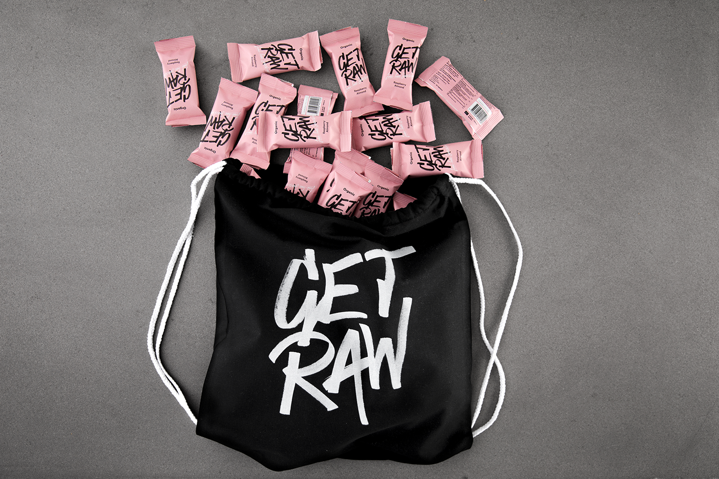 typography   pink SNASK getraw Packaging Candy