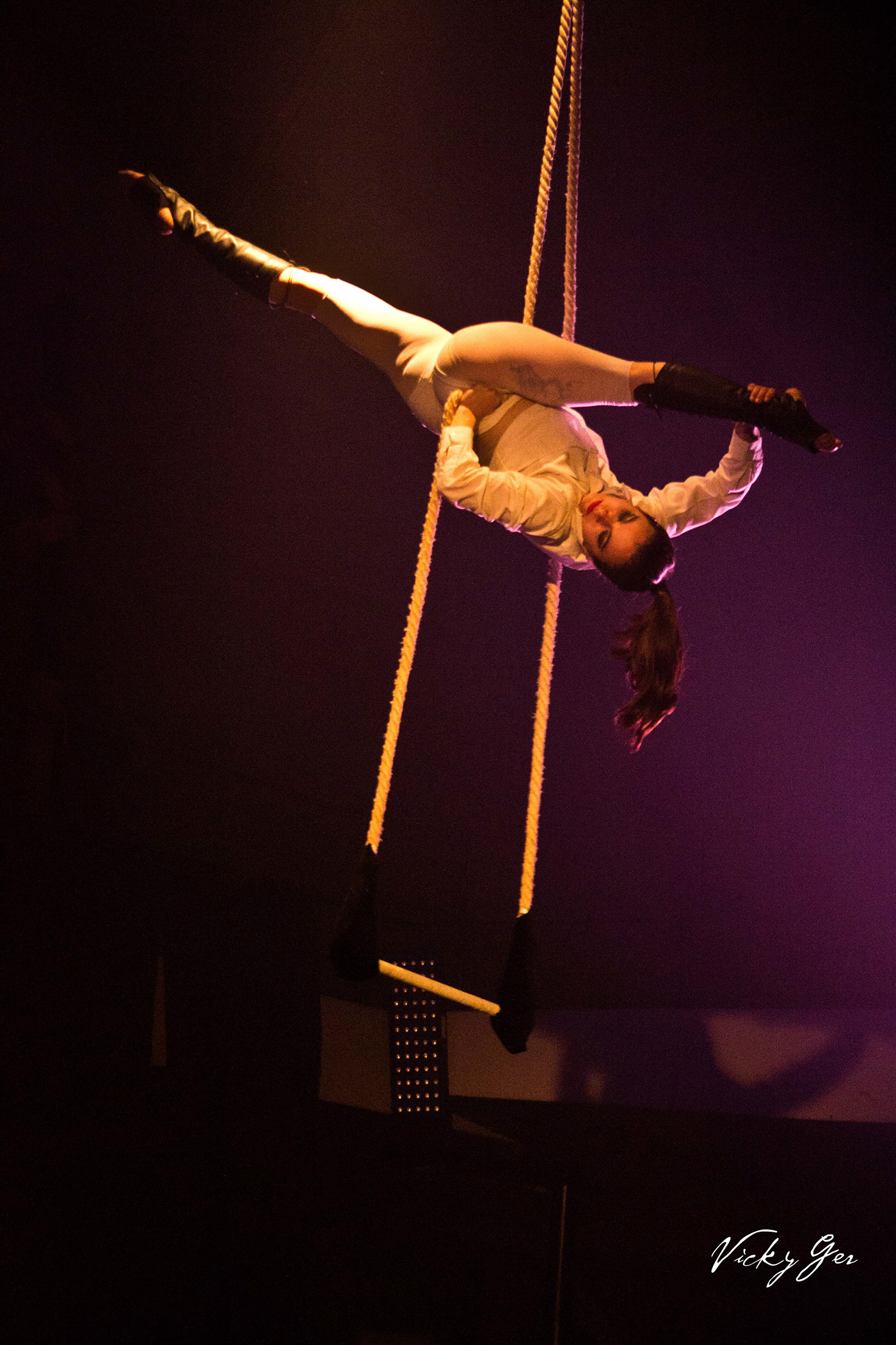 acrobatics acrobats Circus playadelcarmen cancun photographer aerialphotography tulum photographer