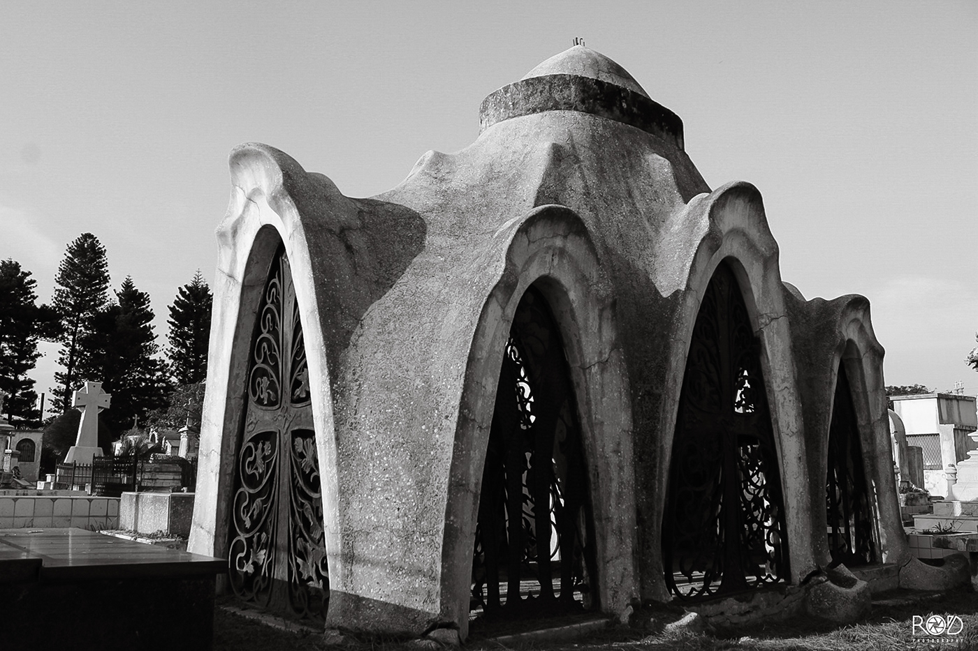 architecture black and white blanco y negro cementerio cementery escultura graveyard monochrome sculpture statue