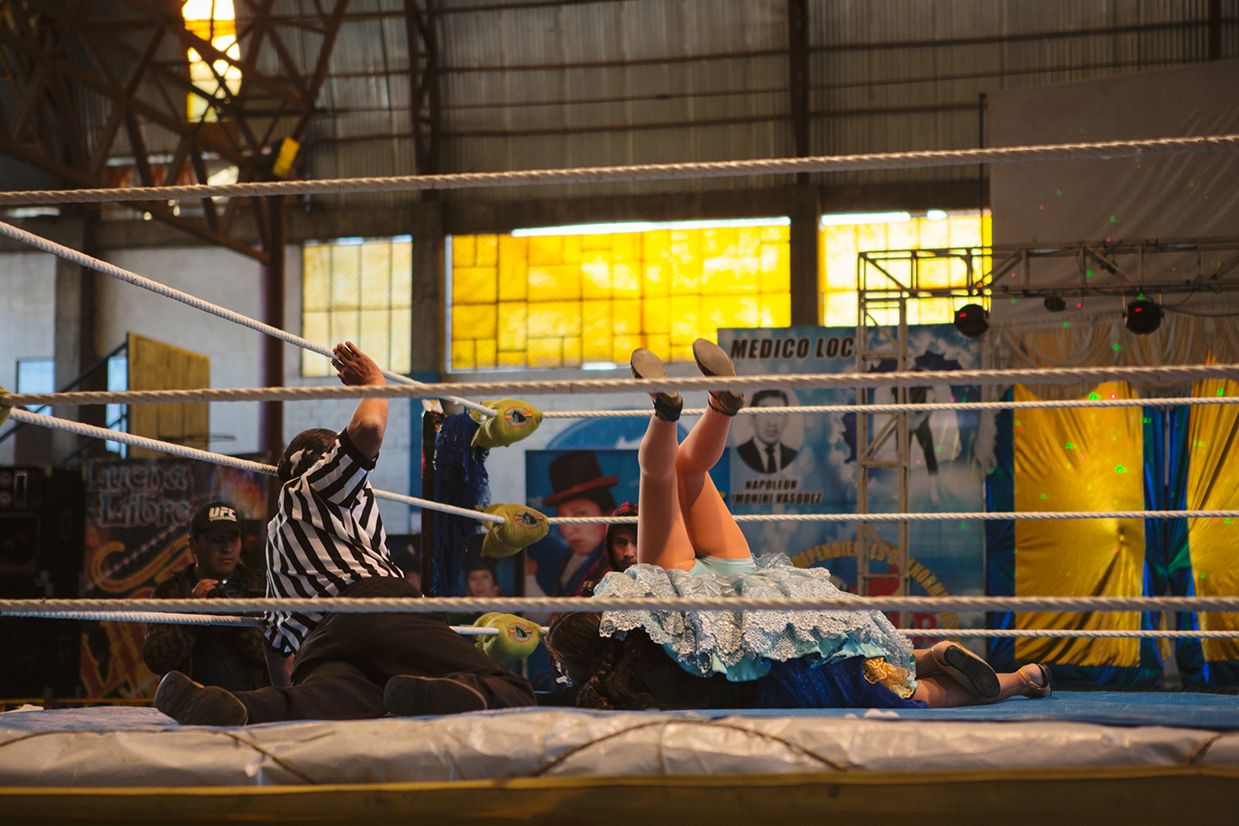 cholitas Wrestling Photoreportage bolivia Canon Documentary  fight social