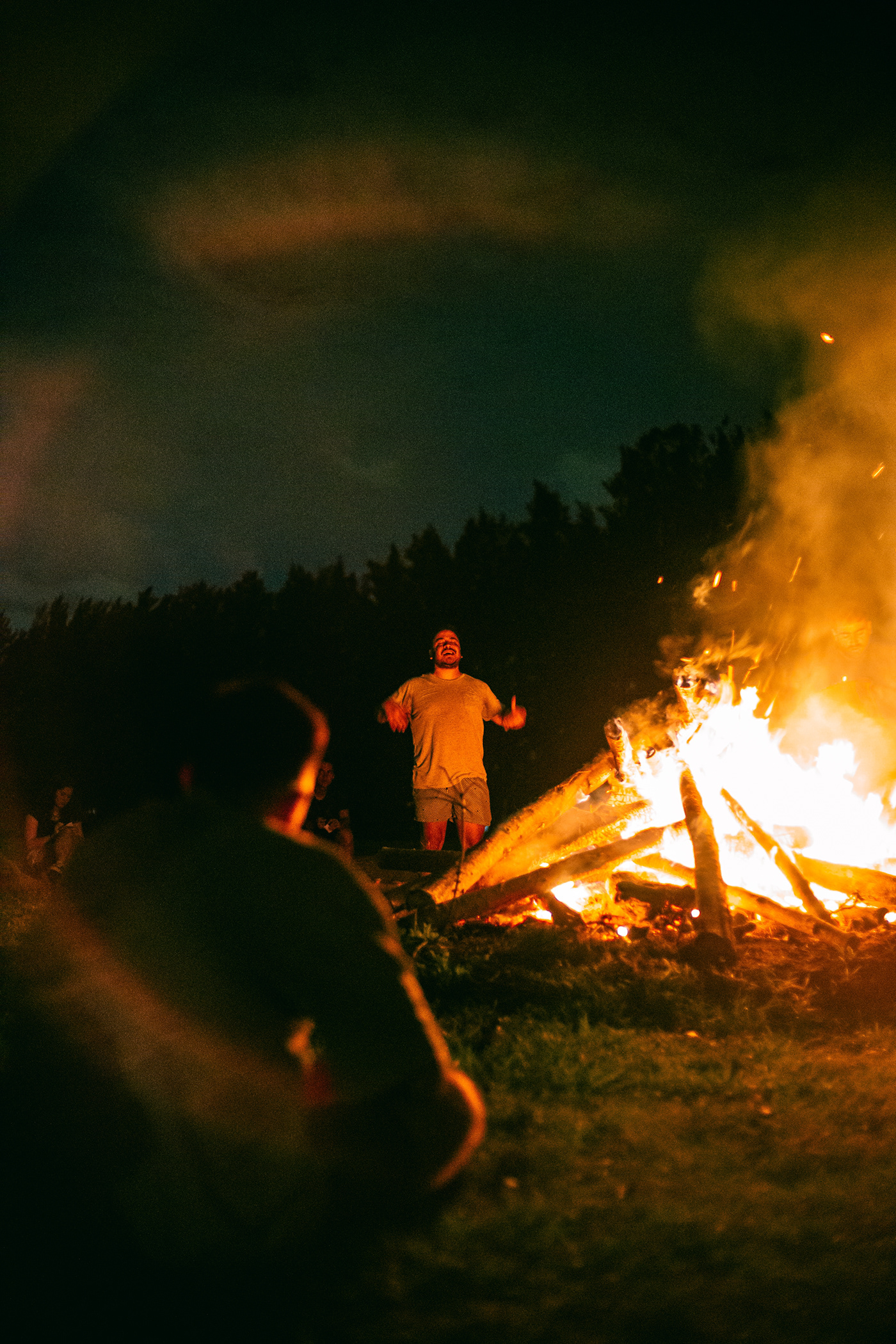 Campfire Bonfire fire sillhouettes