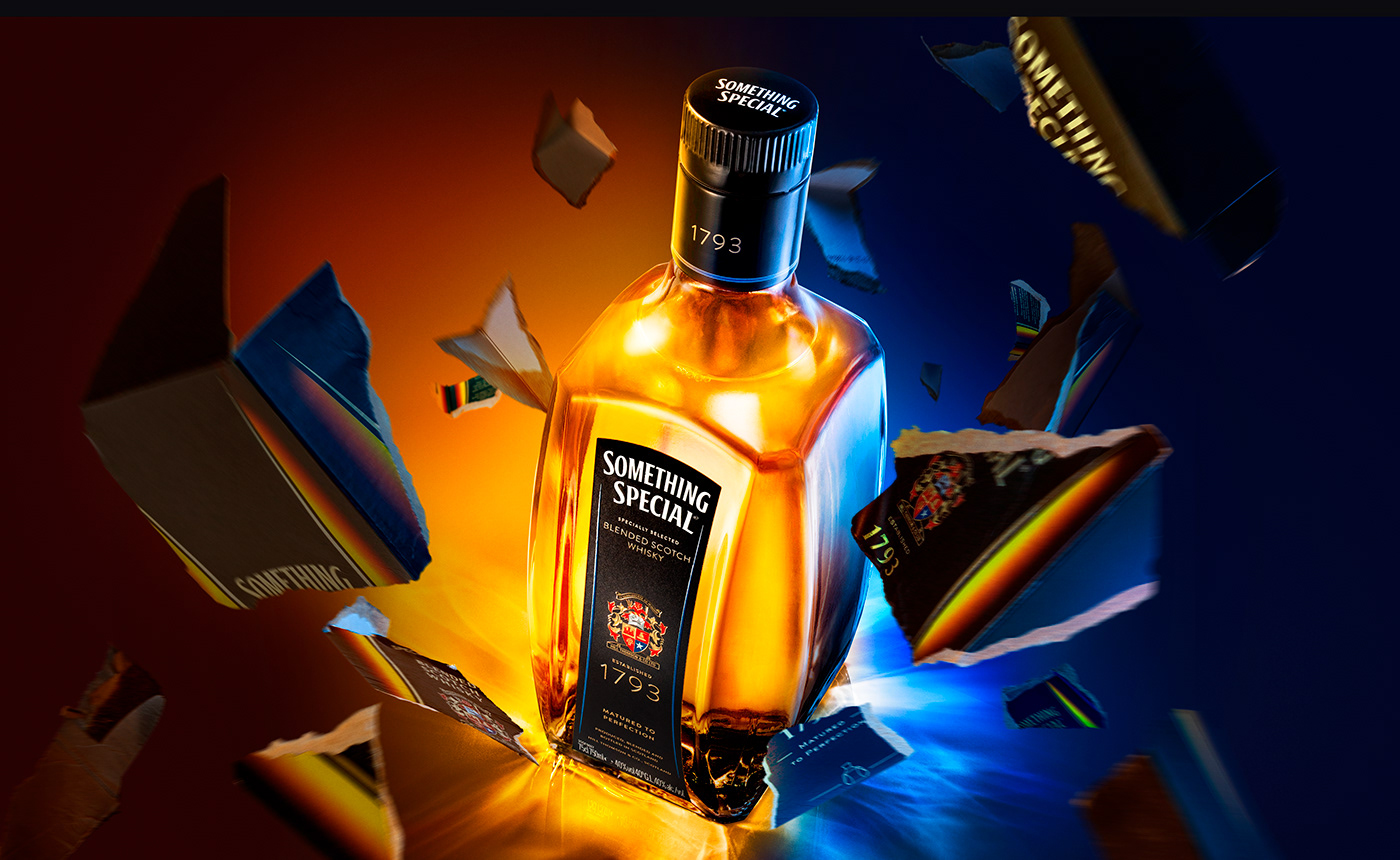 bottle colombia Ecuador empaque Licor new pernod peru something special Whisky