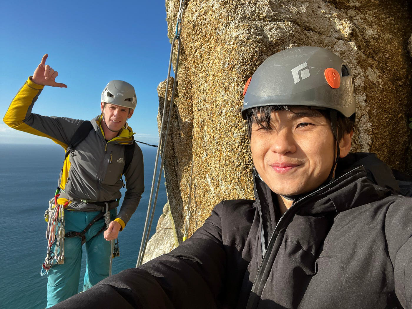 Hong Chong Yi - Unveiling the Physical and Mental Benefits of Well-Prepared Rock Climbing

