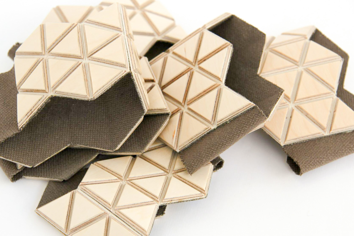 coffee sleeve Coffee eco design Triangles Surfaces tessellating