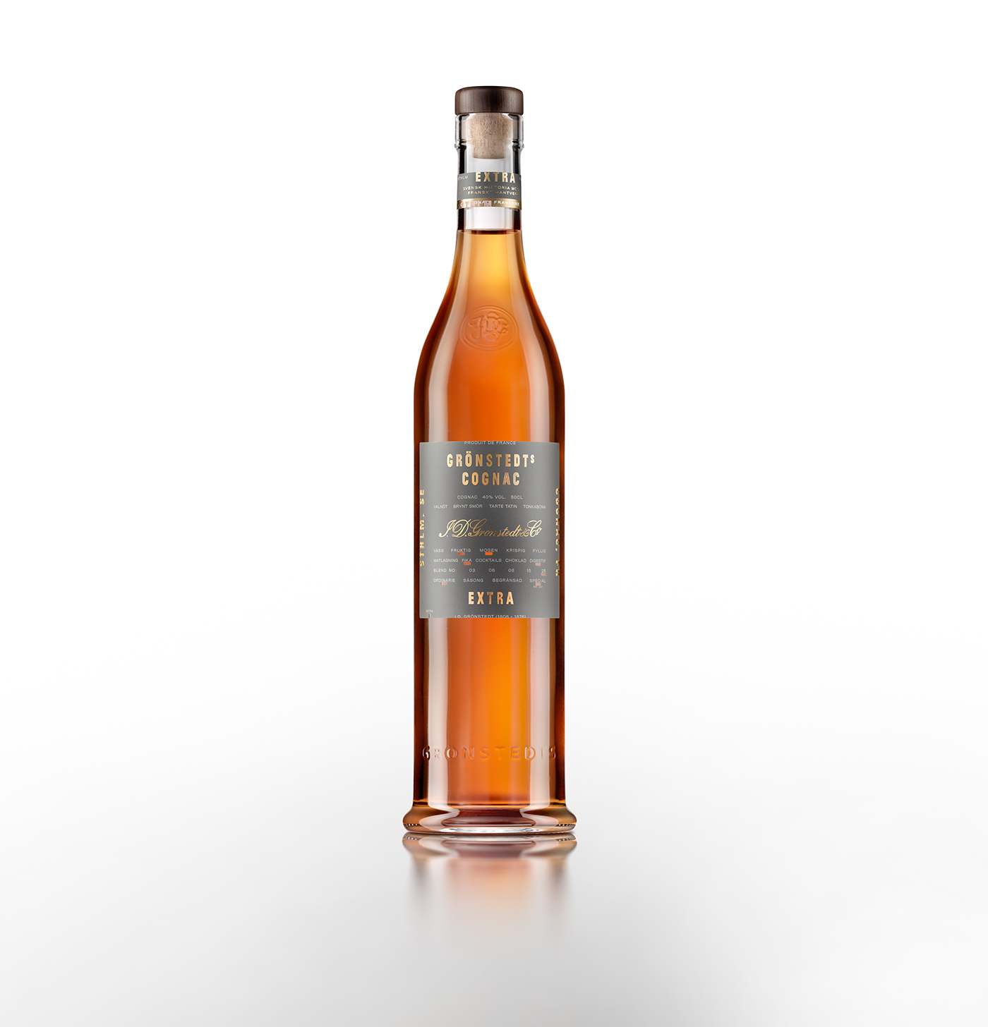 CGI Cognac bottle product design  Advertising  Packshot photorealism lighting beverages drinks