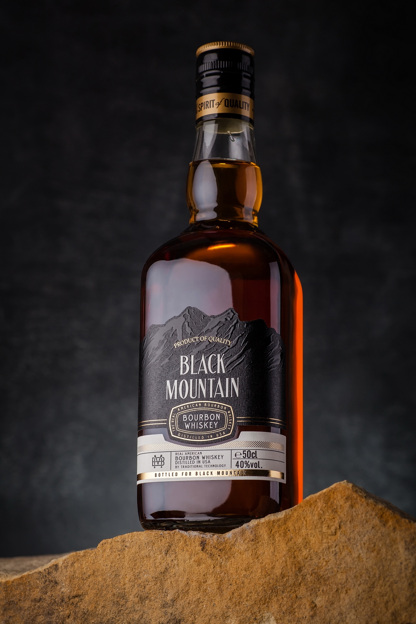 43oz label design packaging design graphic design  bourbon Black Mountain Moldova beglium