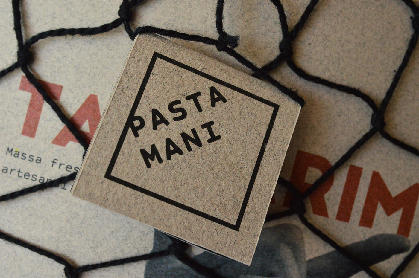 Pasta hands mani artesanal colonial mãos massa fresca Food  package