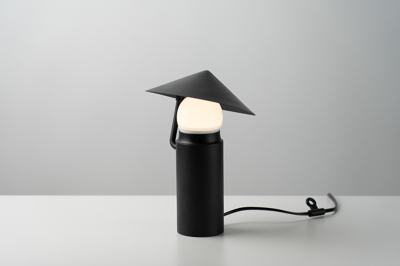 Lamp product modern Render minimal light lighting industrial design  desk table