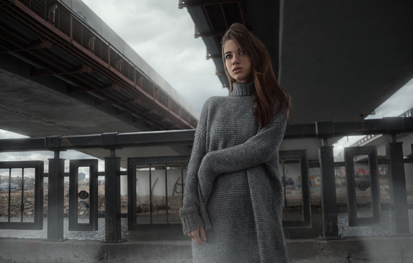 girl Fashion  grey Street Kazan