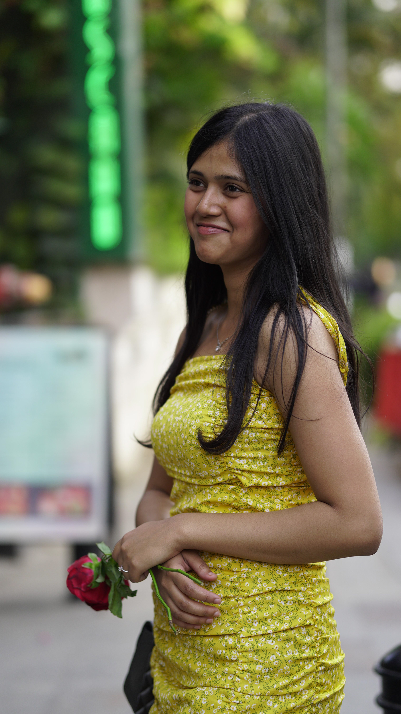 portrait Street bangalore pretty girl