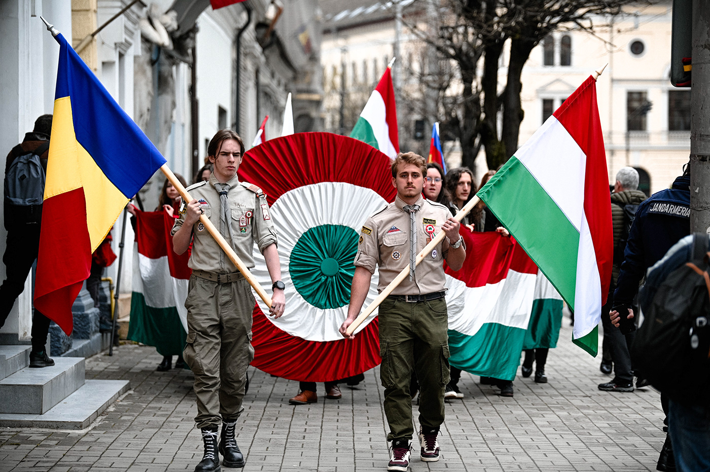 parade flag hungarian march15