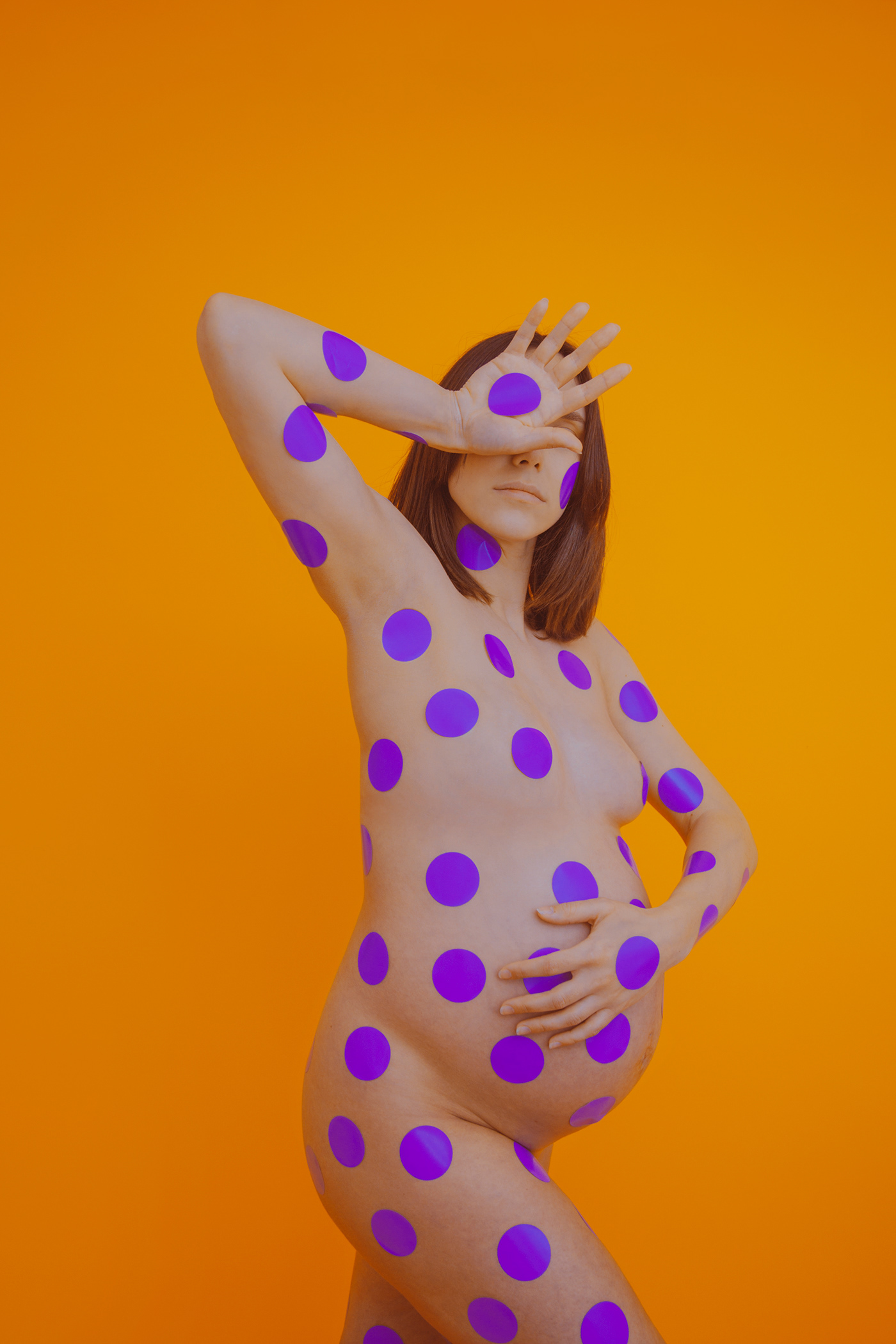 colorful colors DANCE   dots dotswork feminine feminism LILA pregnancy woman