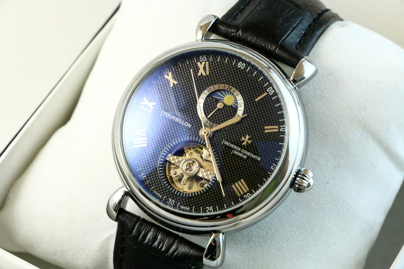 Fashion  luxury luxurywatches Photography  Product Photography Style watch watchphotography watchphotoshoot wristwatch