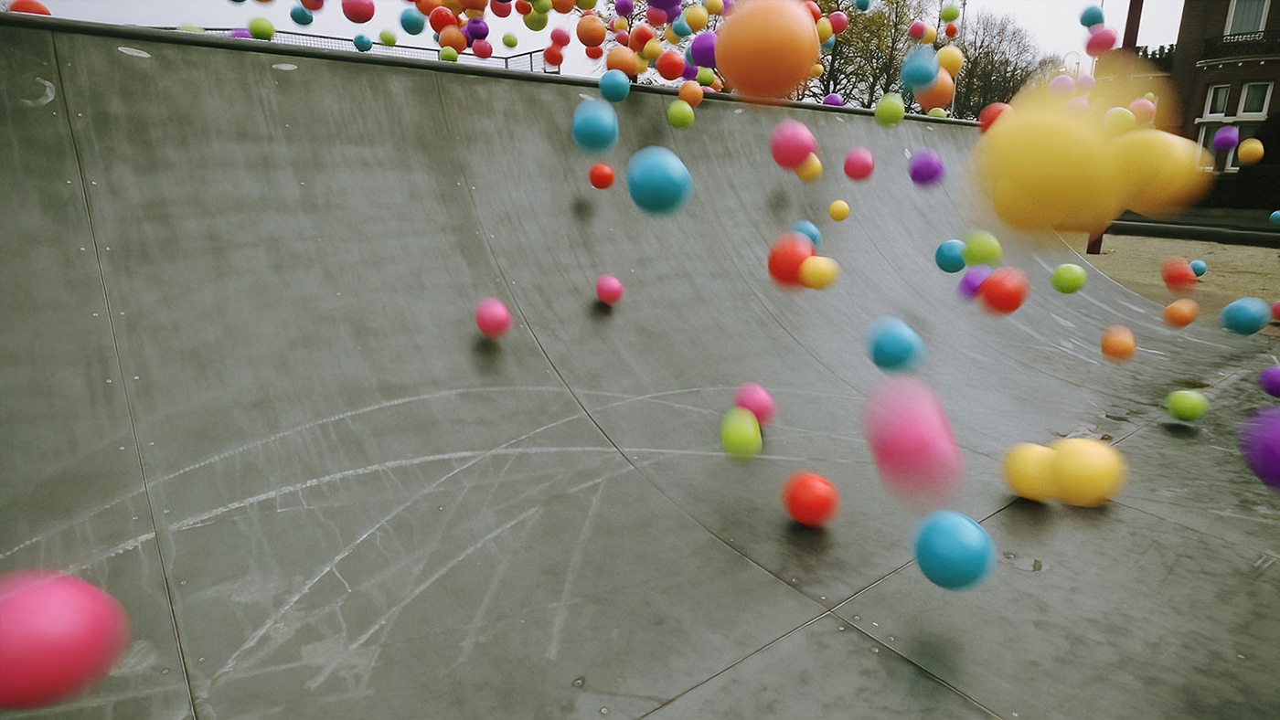 viz.art 3ds max corona tyFlow CGI animation  fisheye Bravia bouncing balls skatepark