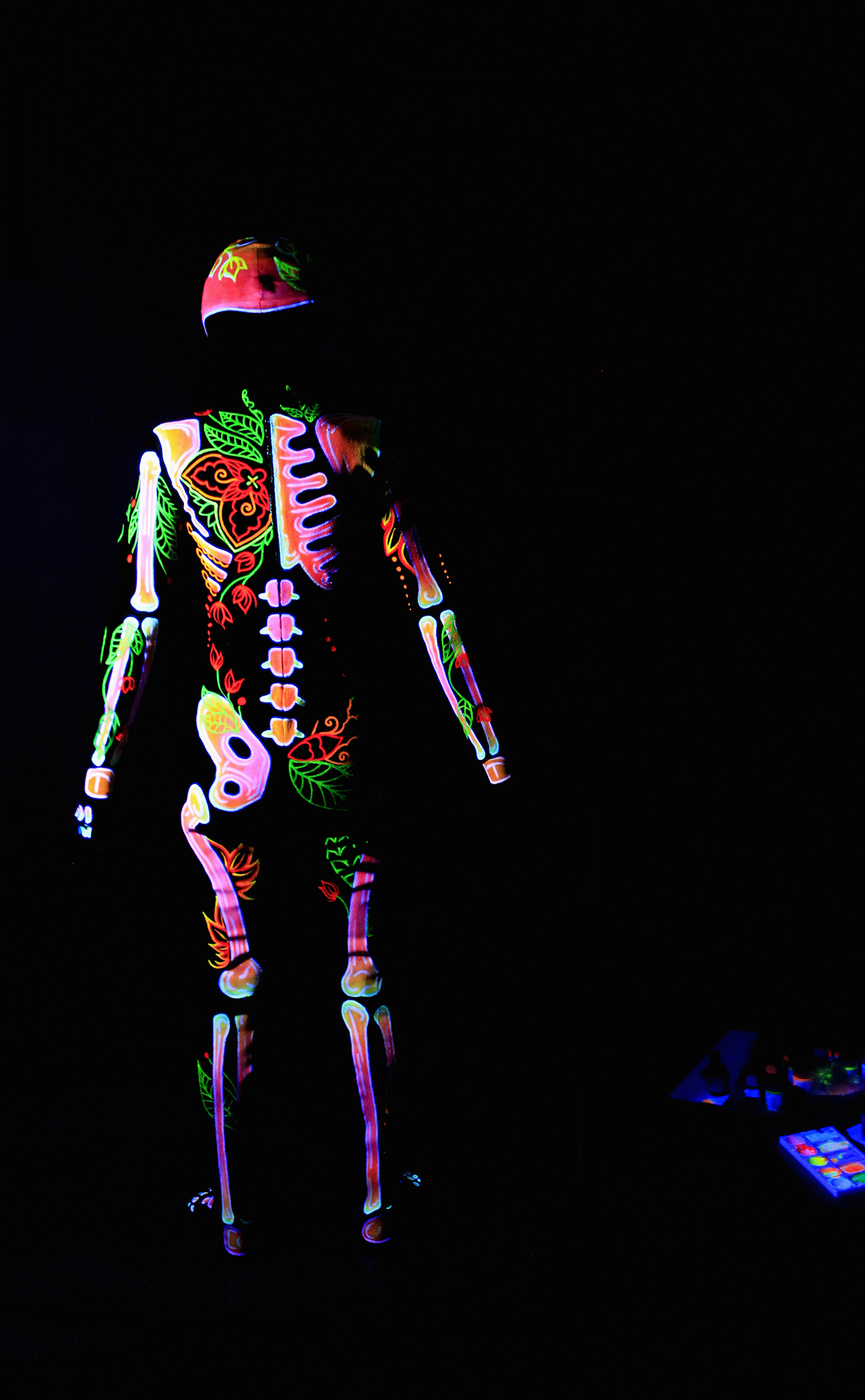 costume design UV blacklight Fire show brand blacklight color fluorescent