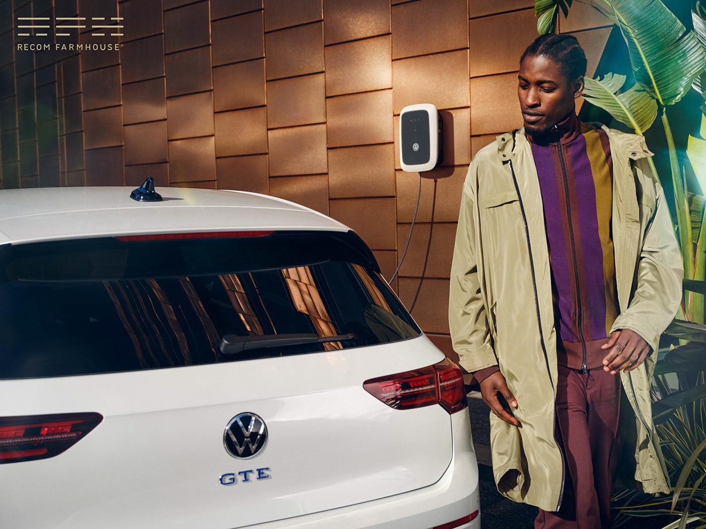 automotive   retouch Urban Advertising  campaign car hybrid lifestyle people portrait