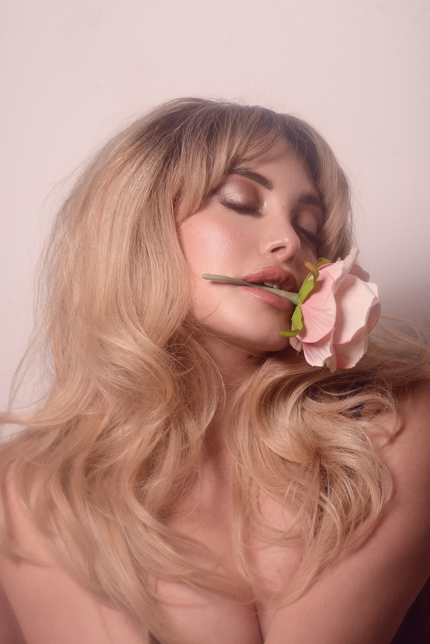 katerinagualtieri beauty beauty editorial BEAUTY PHOTOGRAPHER retouch High End pink FASHION PHOTOGRAPHER