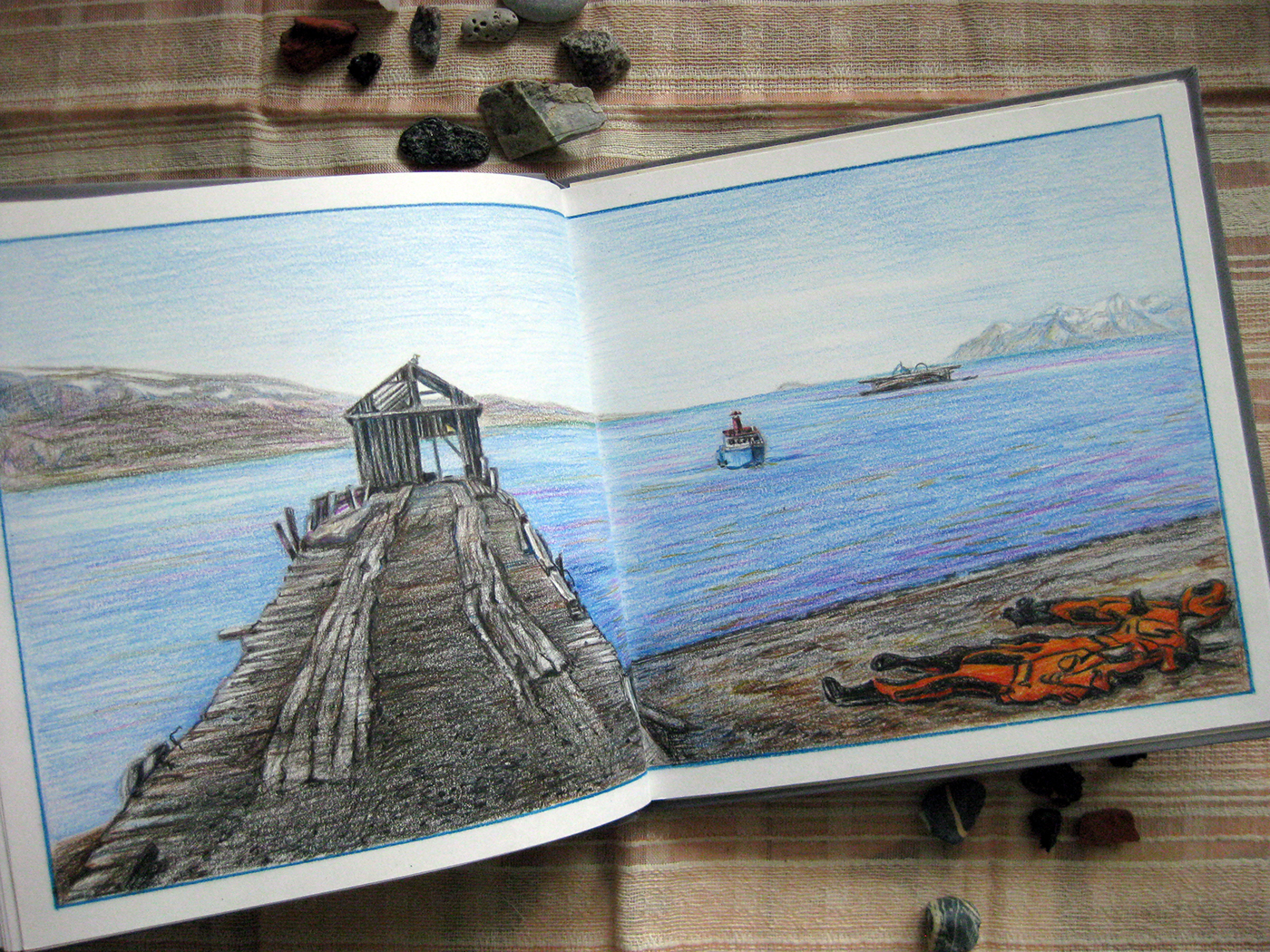 Spitsbergen book ILLUSTRATION  шпицберген иллюстрация цветные карандаши north север Color Pencils travelbook